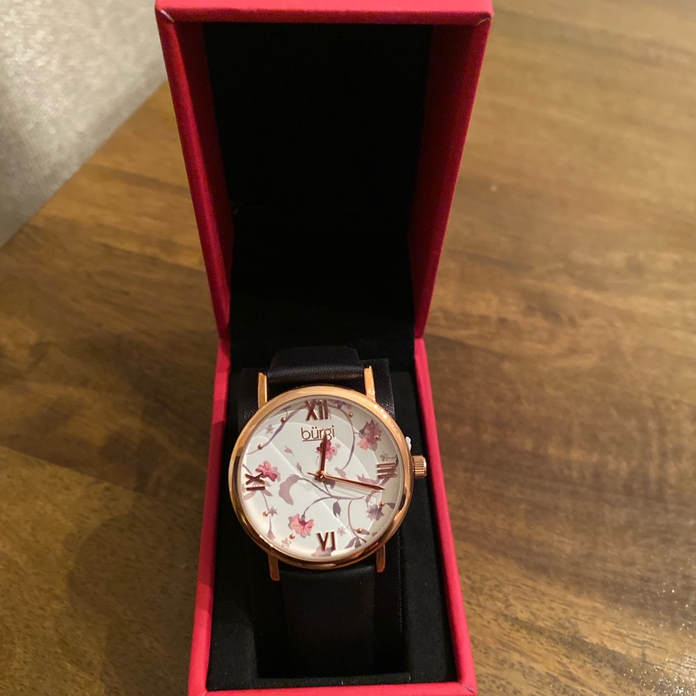 Ladies Watch - Picture 2 of 2